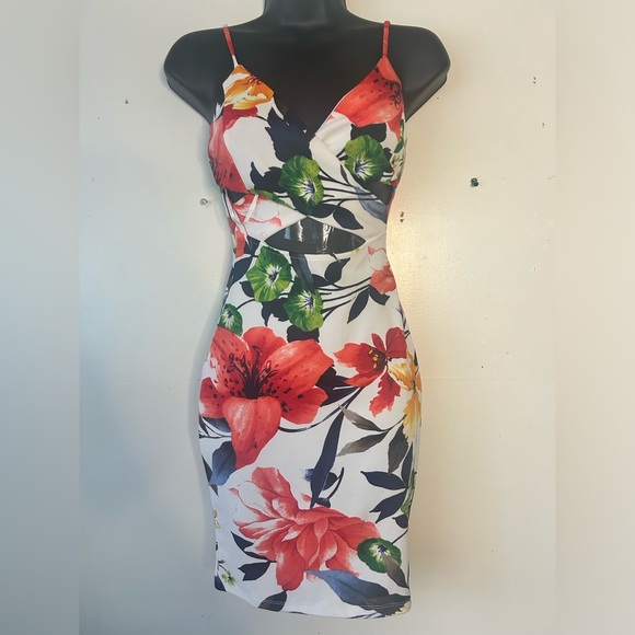 BUNDLE SALE: 15 % off 2 or more dresses/skirt sets - Picture 1 of 5